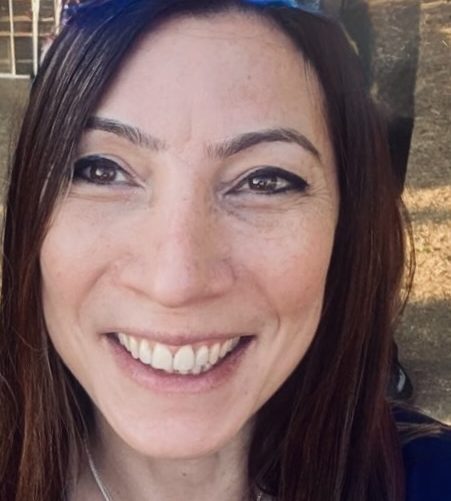 Female Psychologist specialising in women's issues personally and professionally and neurodiversity. Female Therapist and Psychologist specialising in working with female psychologists.